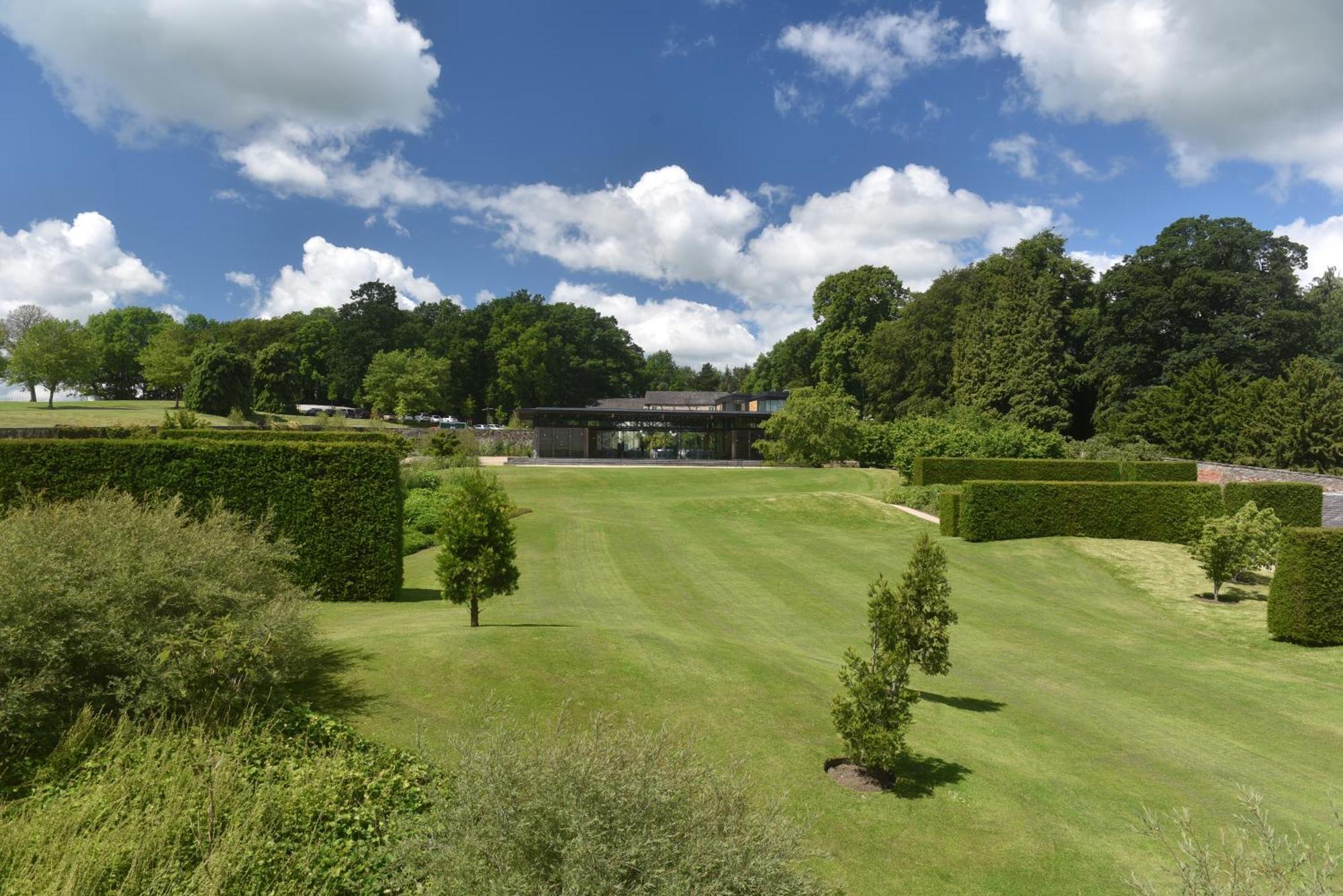 Low Lodge At Broughton Sanctuary Skipton Exterior photo